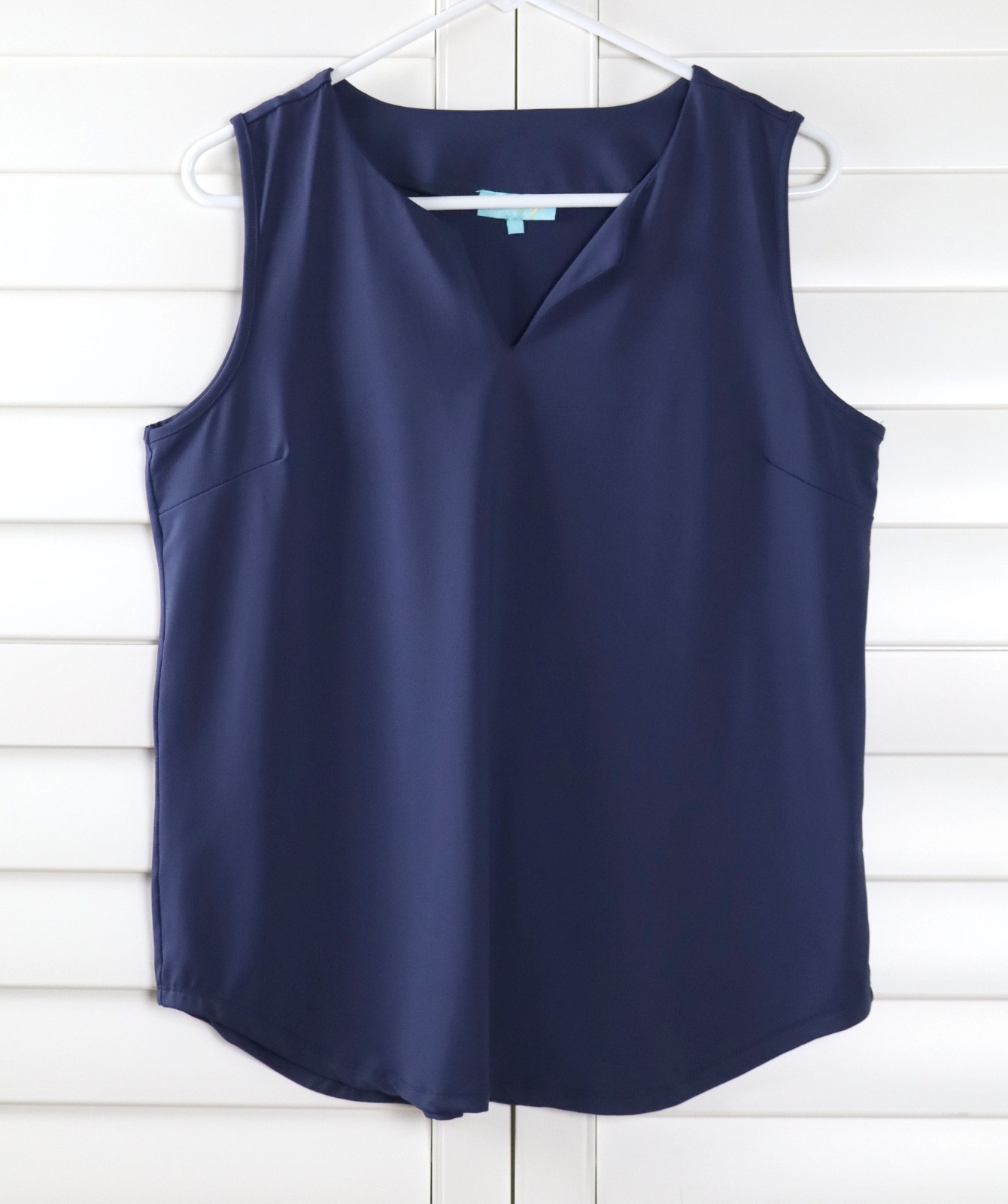 ANTHONY'S $69 Smooth Stretch Solid Navy Blue V-Ne… - image 5