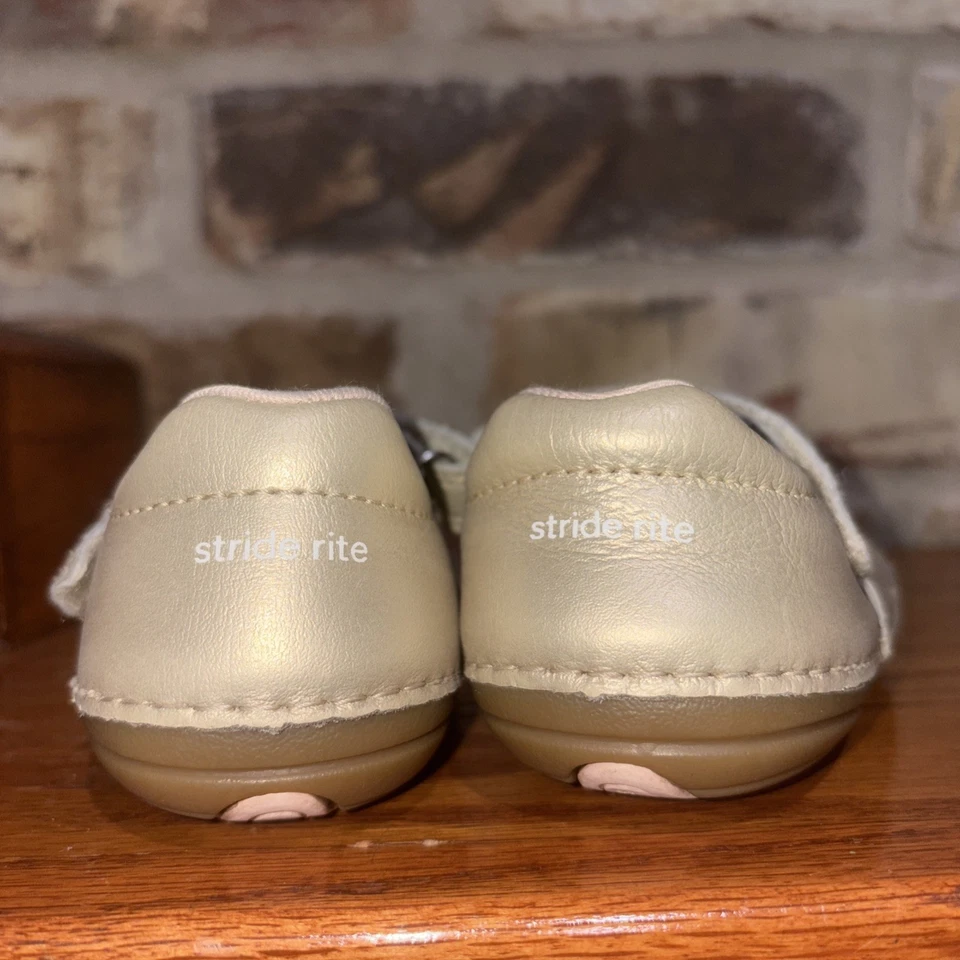 Stride Rite Janna Mary Jane Zapatos de Vestir Dorado Brillo Lazo Vestido Plano Niño Pequeño 6W Foto 3 de 4
