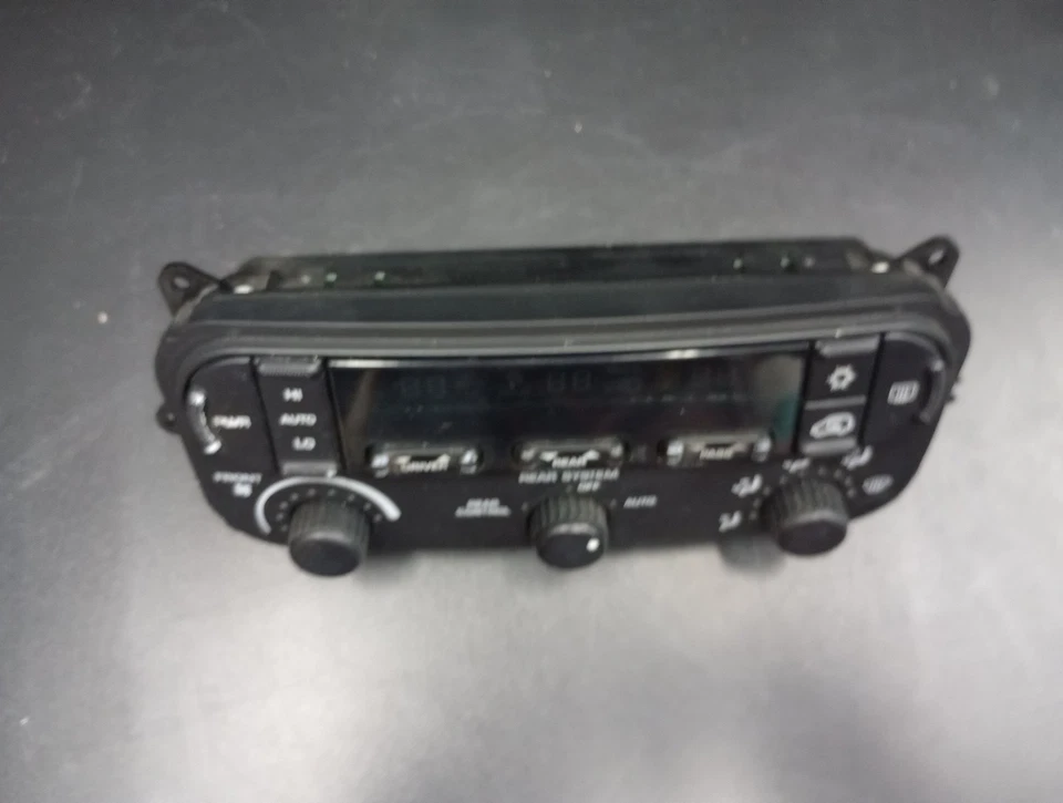 Calefacción de aire acondicionado Town & Country/Caravana 2001-2007 control de temperatura aire acondicionado Foto 2 de 4