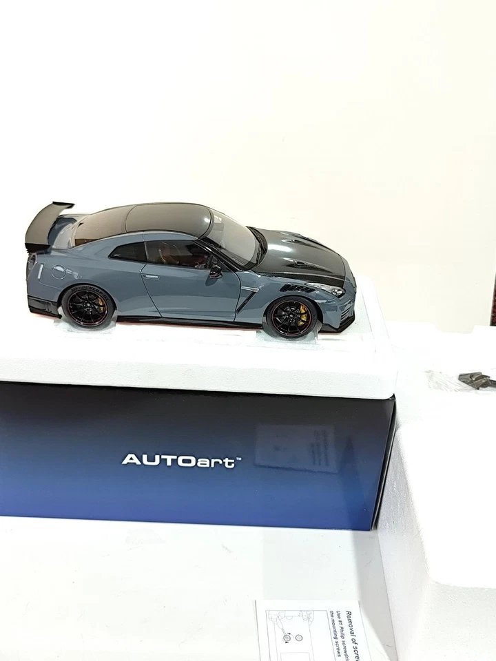1:18 AUTOART Nissan Gt-R (R35) Nismo Special Edition 2022 Grey AA77505 - Immagine 4 di 4