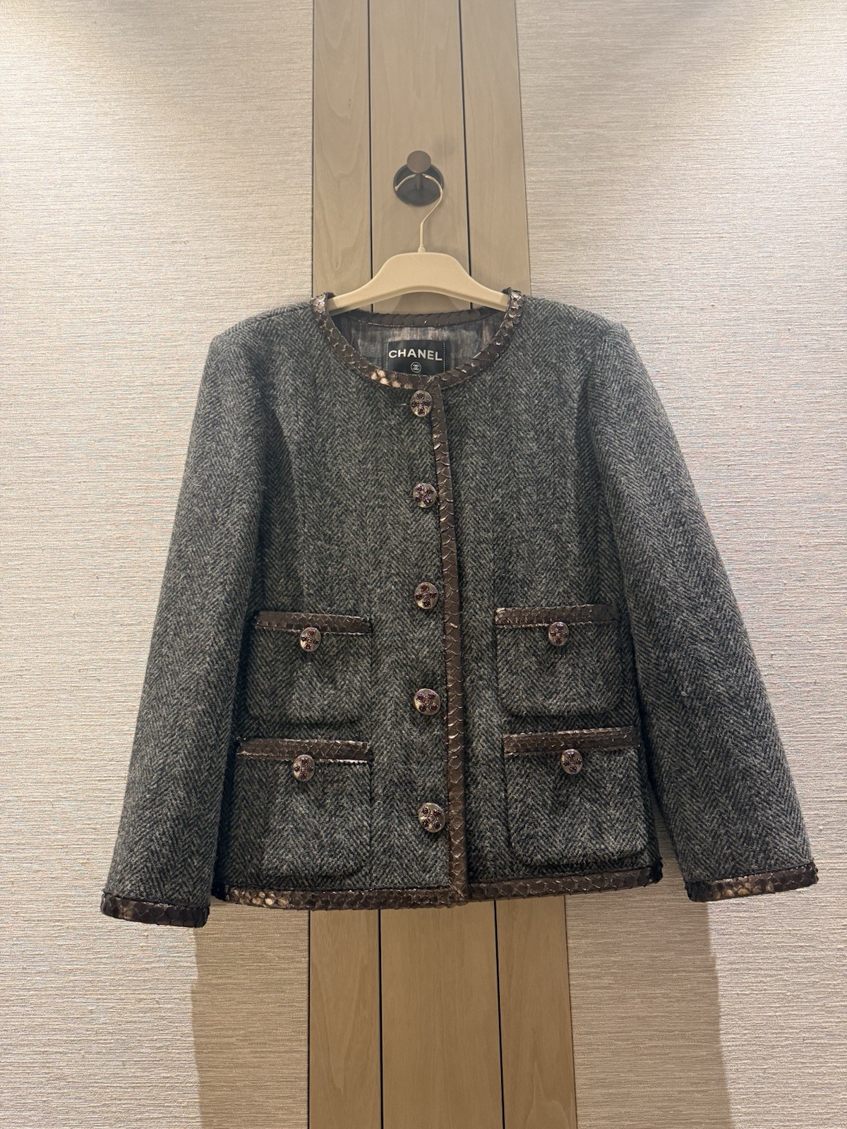 Chanel PYTHON TRIM HERRINGBONE JACKET Brown Green… - image 5