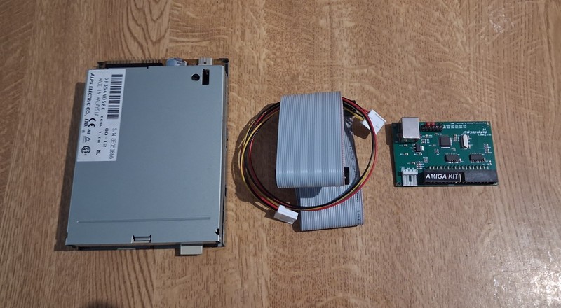 Amiga Greaseweazle V4 with working disc drive - used