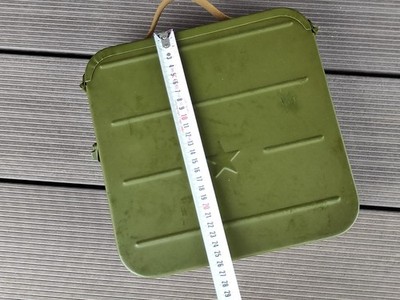入れ物MAXImボール Vintage Soviet Maxim Ammo Box, Original 250-Round Belt, USSR Army