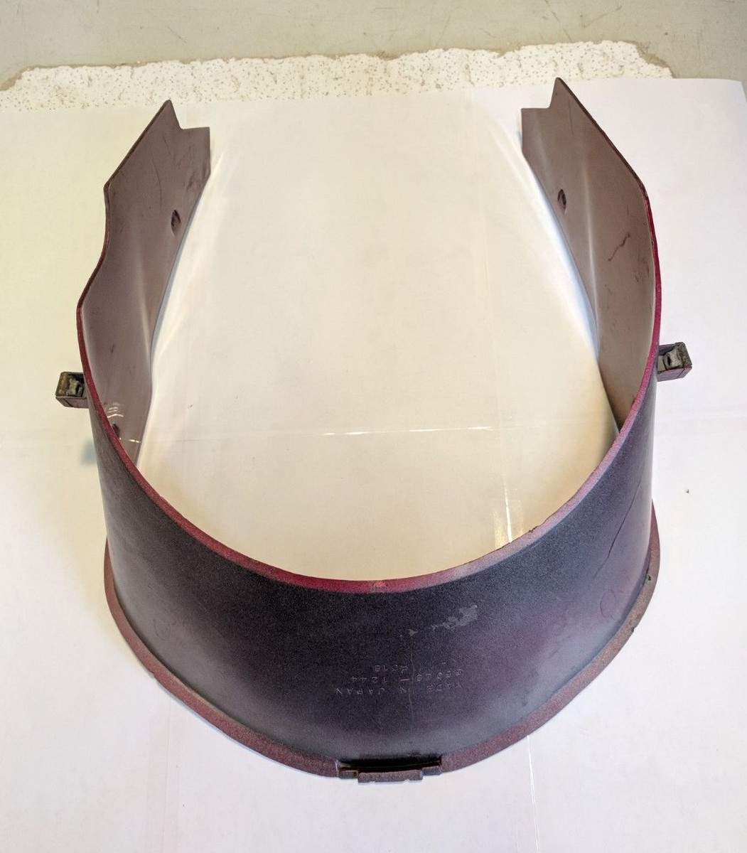 0626　BK 90-91 Kawasaki Ninja ZX-6 Headlight Inner Center Cowling