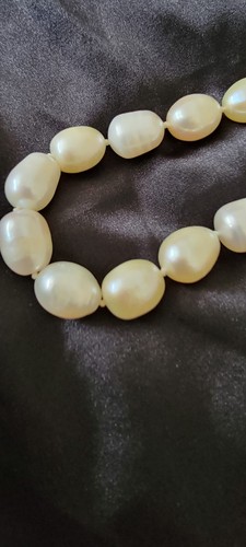 14k White Gold Clasp Natural Genuine South Sea White Baroque Pearl Necklace - Picture 4 of 4
