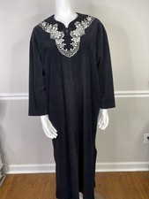 Vintage Vanity Fair medium black Women s Velour house 1/3 zip robe