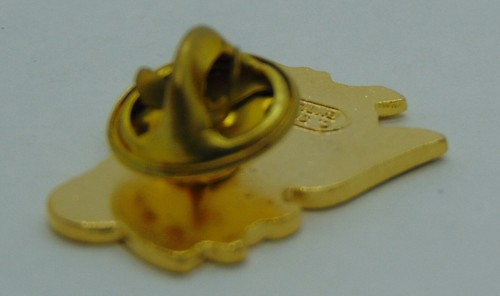 Vintage 1990's Bowling Ball 175 Game Penguin Lapel Pin Back - Picture 2 of 2