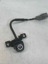 17 18 HYUNDAI SANTA FE Camera/projector
