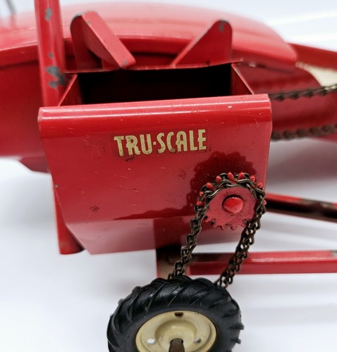 Tru Scale Pull Type Red Combine Model C-406 1:16 Scale 1950s Clean - Picture 8 of 13