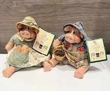 Russ Berrie "Mr. & Ms. Hogmore" by Kathleen Kelly Pig/Hog Country Folks Figures