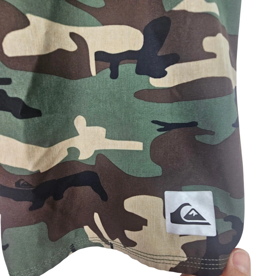 Boardshorts Quiksilver Highline para hombre 32 camuflados bañadores camuflaje elástico en 4 vías Foto 2 de 4