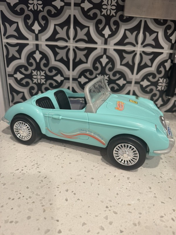 RARE Mary-Kate and Ashley License 2 Drive Car Convertible 1998 Mattel Pre-Owned