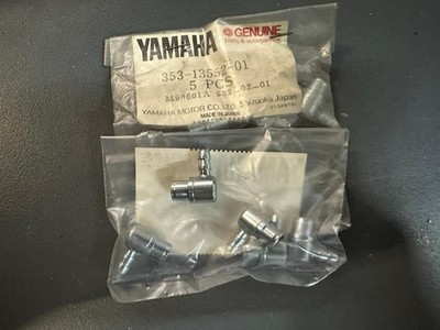 YAMAHA RD250 RD350 RZ350 RD400 RD200 RD125 353-13552-01 Oil Pump