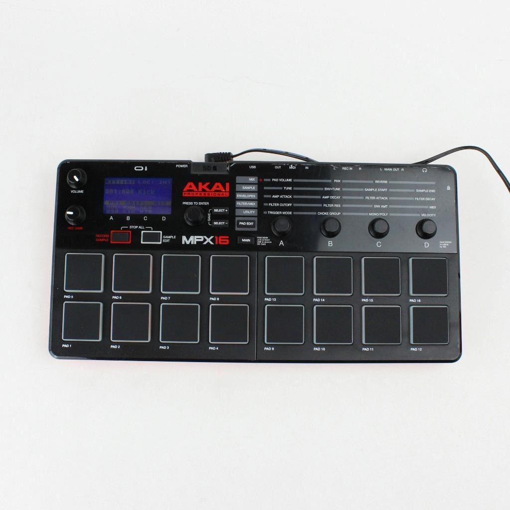 AKAI MPX16 サンプラー Amazon.com: Akai Professional MPX16 | Portable Finger