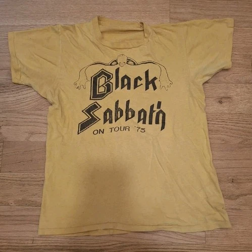 Black Sabbath On Tour Yellow T-Shirt Small Sing 1970s vintage concert t-shirt, vintage, size S, single stitch, B+ condition