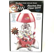 rocket ship claw machine