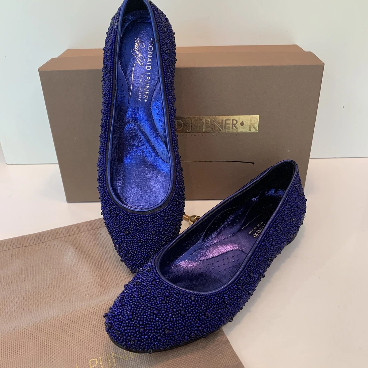Donald pliner best sale flats