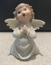 Byron Molds 1972 White Glaze Ceramic Singing Angel Nativity Figurine 5 1/4"