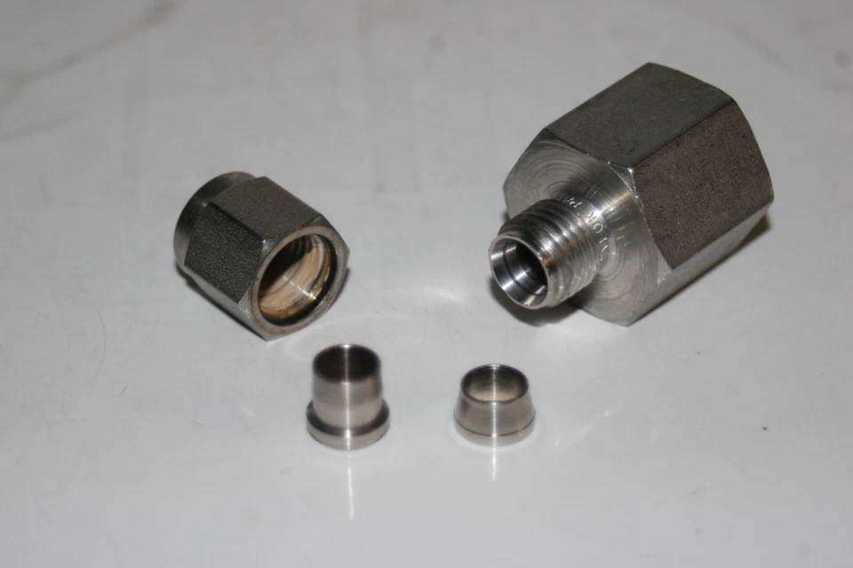 1/4 Tube x 3/8 FNPT 316ss Sleeved Ferrule Female Connector Tylok  SS-4-DFC-6 - Image 3 of 3
