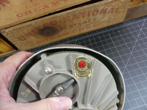 Vintage Atomic Age Wind-Up Fire Alarm Vanguard Anaheim California - Picture 3 of 4