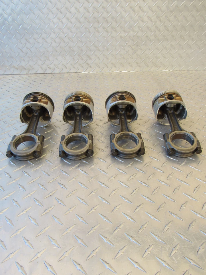 81 Honda GL1100 GL 1100 1981 bielas y pistones Goldwing Foto 4 de 4