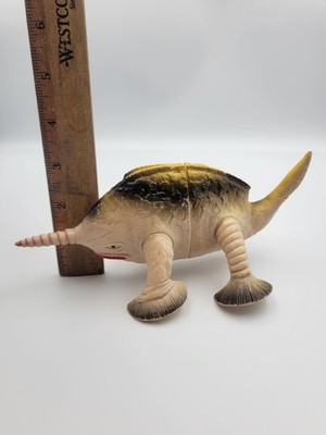 Gubila Ultraman Series Gubira Ultra Monster Figure 1983 Bandai