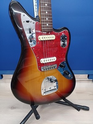 FENDER JAGUAR Used Basswood body Maple neck Rosewood fingerboard