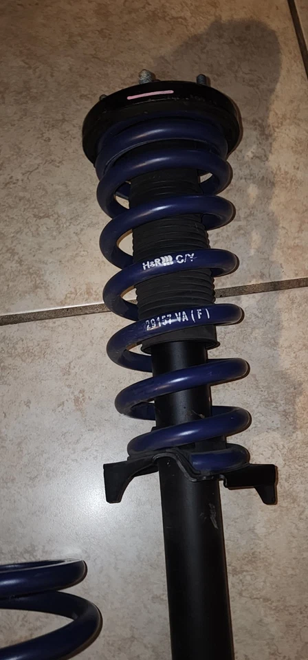 H&R 50116 Sport Lowering Springs for 2005–2008 Acura RL SH-AWD 3.5L V6 - Image 2 of 2