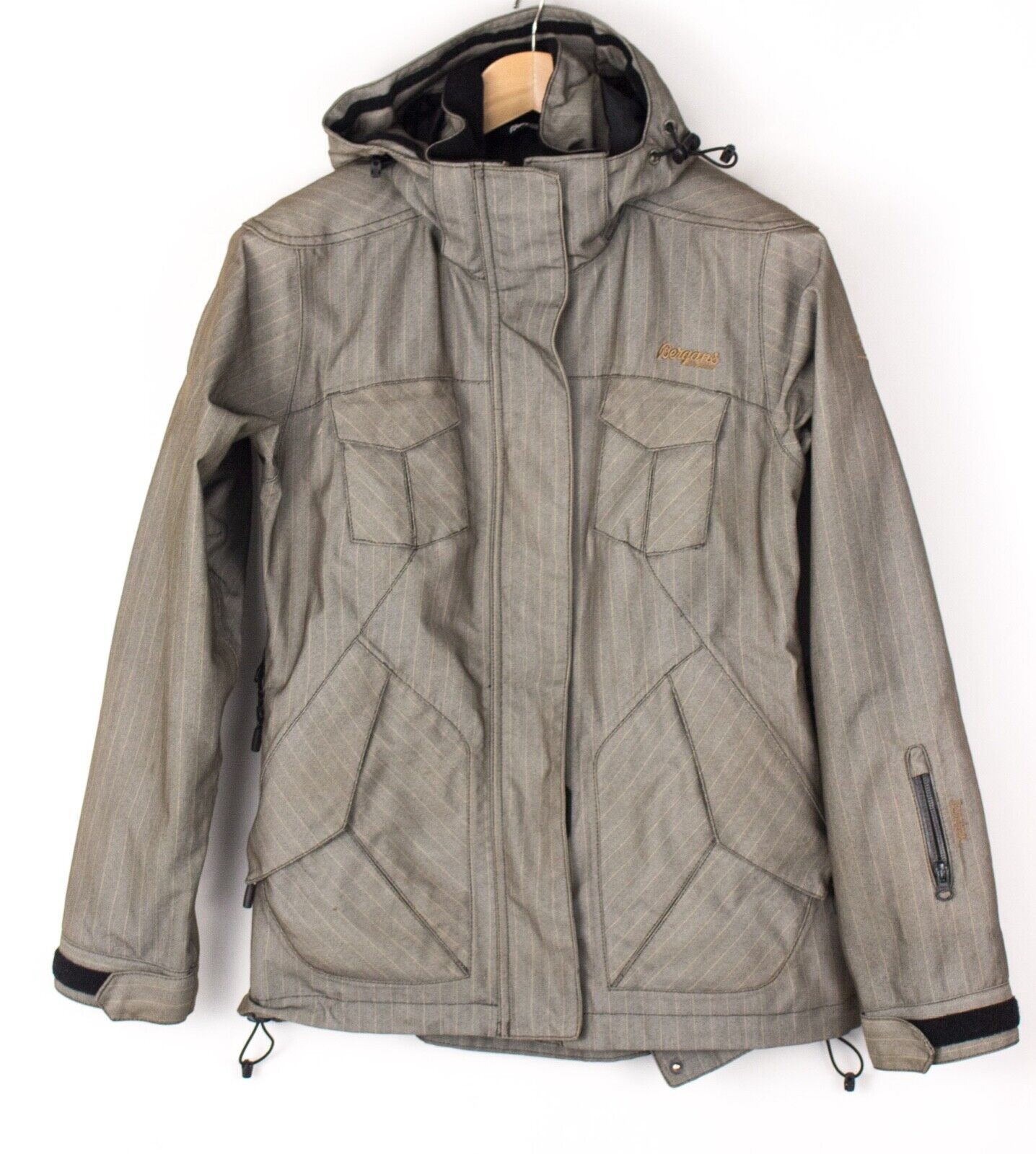 Chaqueta de esquí impermeable BERGANS OF NORWAY 1111 Juvass para mujer talla S BAZ1012