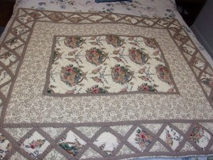 hand quilted quilt lap robe brown floral 54"X48" Good condition
