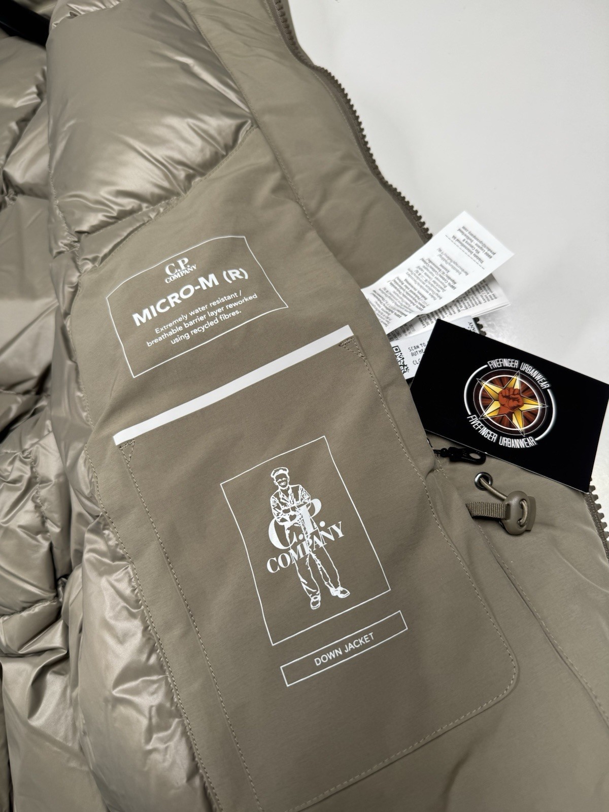 CP Company 220A  Micro-M Down Field Jacket in Walnut   -    XS.   / 21.5” image 4
