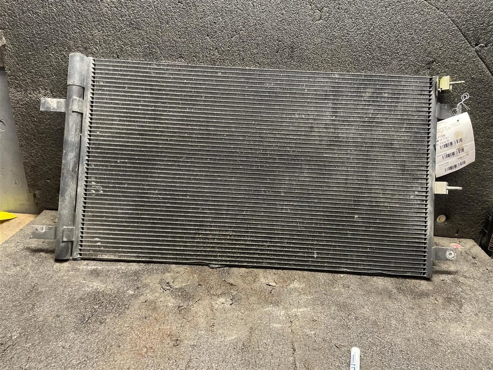 (LOCAL PICKUP ONLY) AC Condenser Fits 15-16 FORD F150 PICKUP 1991070 Foto 2 de 4