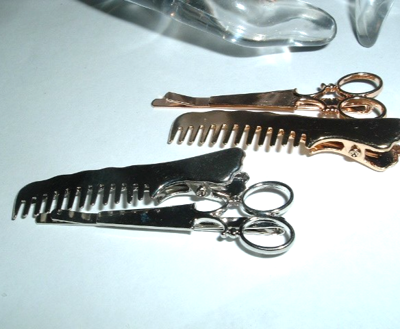 2 PAIR GOLDEN AND SILVER COMB AND SCISSORS HAIR CLIPS BOBBY PINS NWT