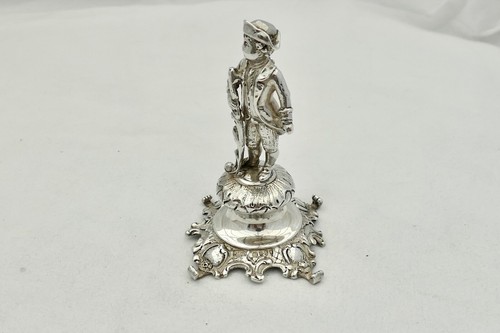 RARA FIGURA DE CABALLERO VICTORIANO HM PLATA ESTERLINA SIGLO XVIII 1892 - Imagen 1 de 16