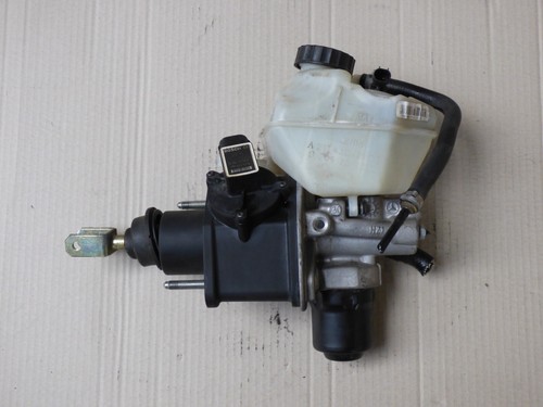 Mercedes Benz CLS 500 C219 W219 Bremskraftverstärker A0004300312 A2114300302