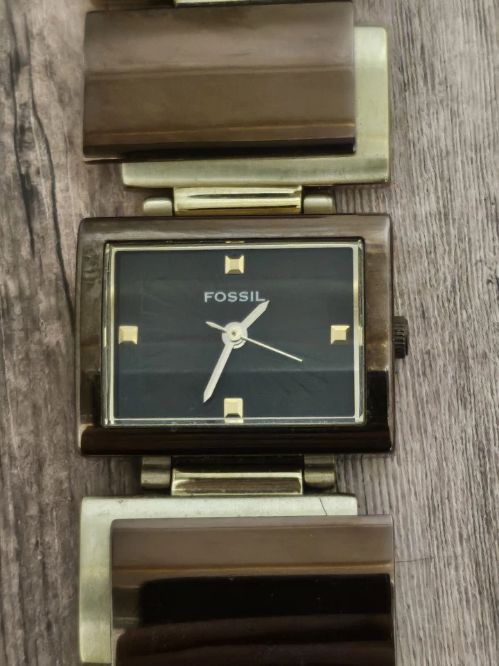 Reloj de cuarzo vintage para dama Fossil ES1858 F2 piezas suizas nuevo a batería funcionando Foto 4 de 4