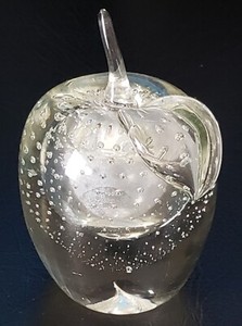 HAND BLOWN CONTROLED BUBBLE GLASS APPLE PAPER WEIGHT