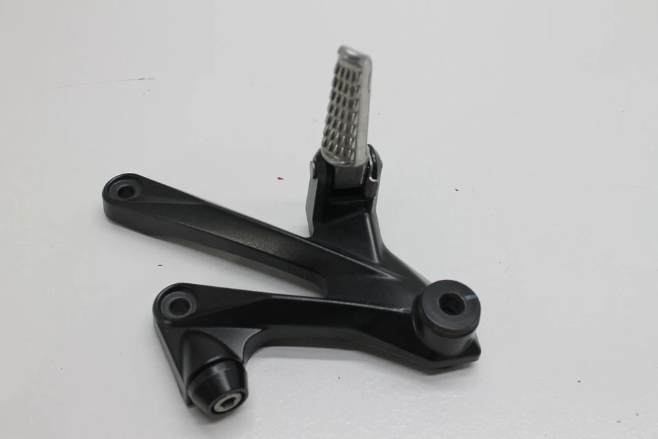 06 07 08 09 10 11 KAWASAKI NINJA ZX-14 ZX14 ESTRIBO PASAJERO TRASERO DERECHO Foto 3 de 4