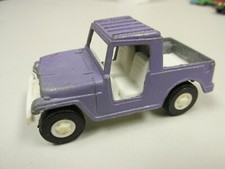 XC26 car Made in the USA Tootsietoy purple jeep