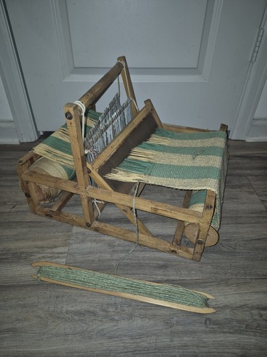 Vintage Tabletop Rigid Heddle Weaving Loom Wood Loom w/ Shuttle Parts Repair
