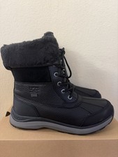 New UGG Women's Waterproof Adirondack Boots III Size 8