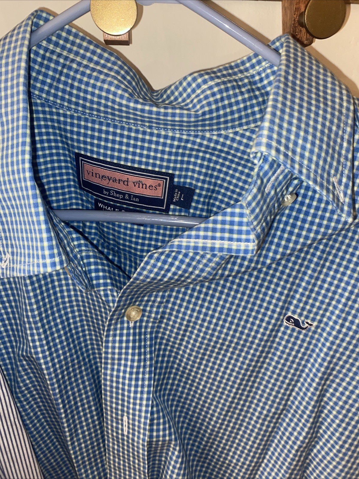 Vineyard Vines Large Button Down Shirts - image 3