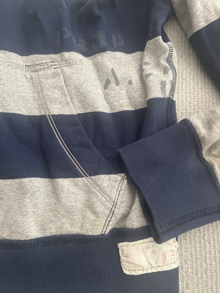 Sudadera con capucha grande a rayas azul y gris American Eagle para hombre Foto 3 de 4