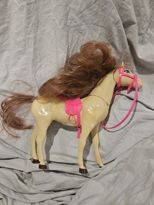Steffie Love Lovely Horse Figure Movable Head Simba Toys