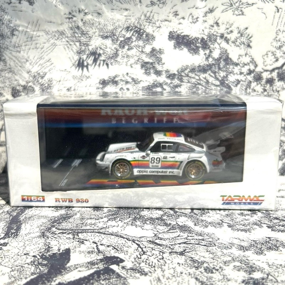 Tarmac Works 1/64 RWB 930 Apple ターマック Tarmac Works Porsche RWB 930 Rauh Welt Begriff Apple Computers inc