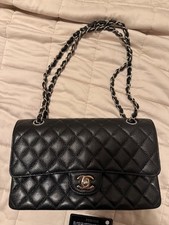 CHANEL Black Caviar Quilted Classic Flap Silv...