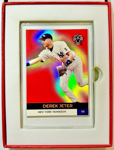 2000 Pacific Vanguard Derek Jeter RED REFRACTOR SP - Yankees - HOF Refractor SP - Picture 6 of 6