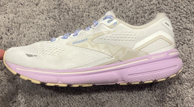 Brooks Ghost 15 Womens Size 9 US White Parchment Lavender Running Shoes Sneakers