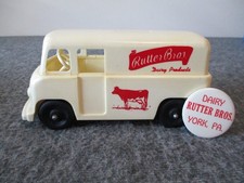 RUTTER BROS DAIRY PRODUCTS YORK, PA. - 1940s - BANK & BUTTON PIN