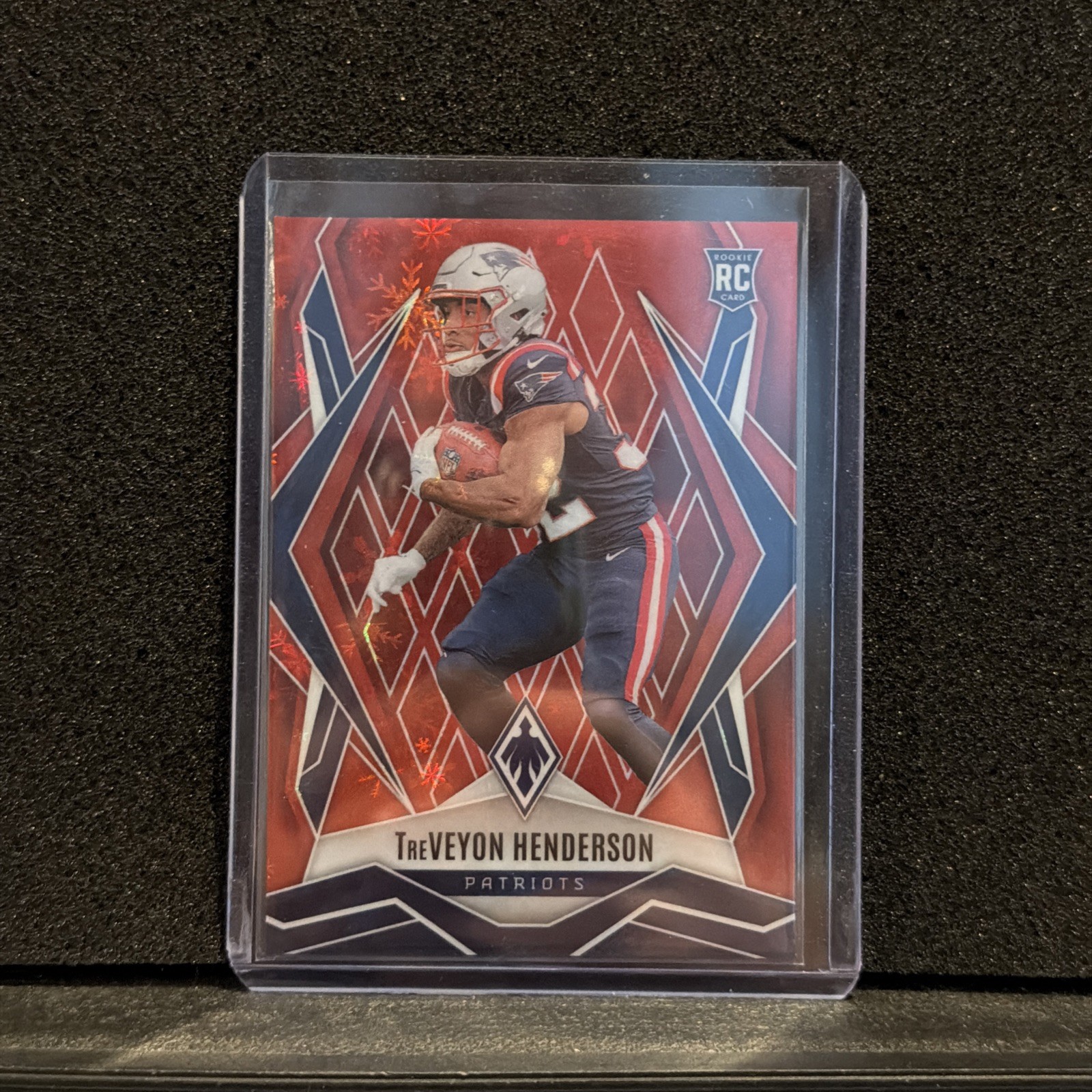 2025 Panini Phoenix - Rookies TreVeyon Henderson #187 Red Winter (RC) /399